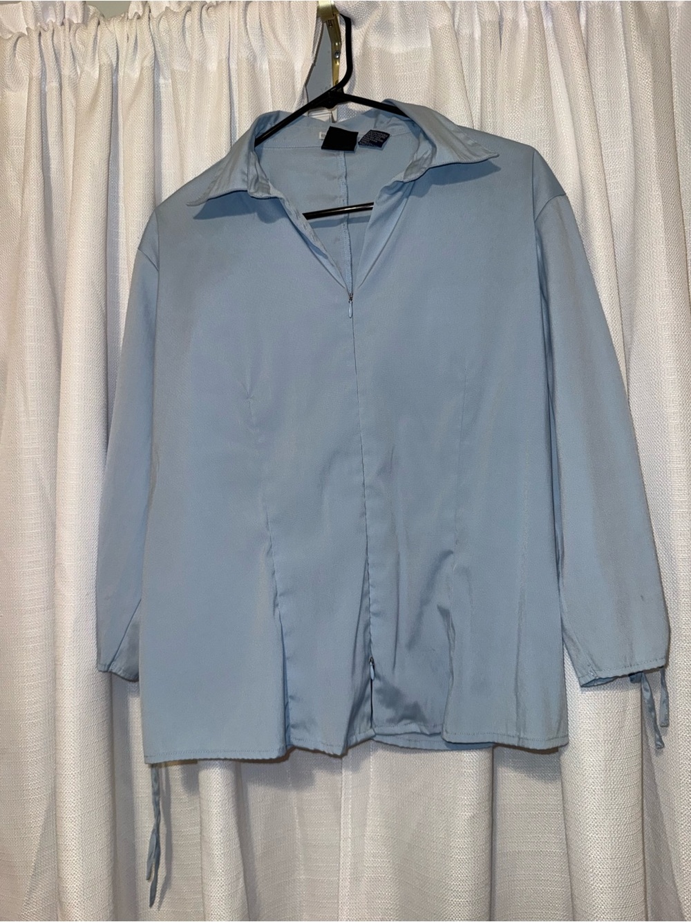 Men's Casual Light Blue Button-Down Shirt